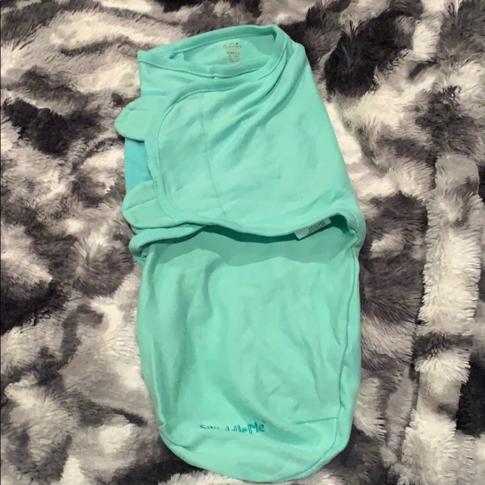 Summer brand Swaddle me velcro swaddle size small